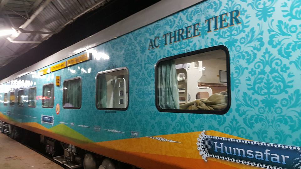 Humsafar Train from Katihar to Delhi via Muzaffarpur