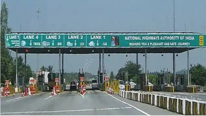 Changes in New Year 2021: From January 1, crossing toll plaza without fastag in the vehicle will take double the toll