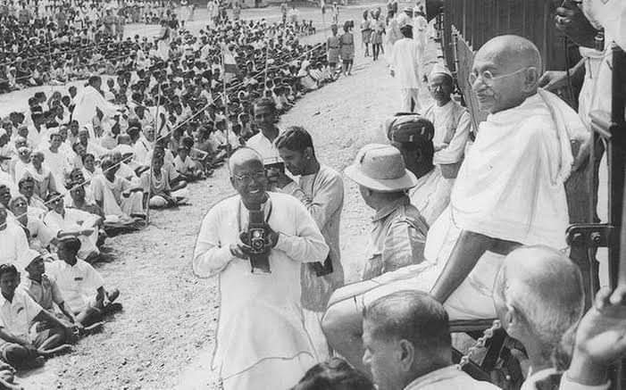 महात्मा गाँधी (11 नवंबर 1917, मुजफ्फरपुर, बिहार)