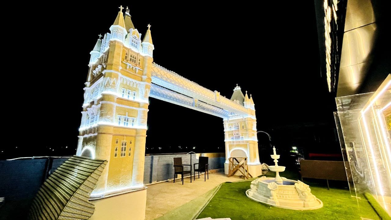 london-bridge-roof-top-restaurant-bansal-tower-mithanpura-muzaffarpur