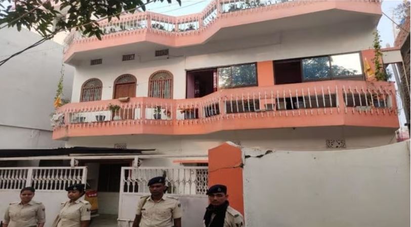 Bihar: मुजफ्फरपुर के एआईजी प्रशांत कुमार के घर EOU का छापा, आय से ज्यादा संपत्ति का मामला