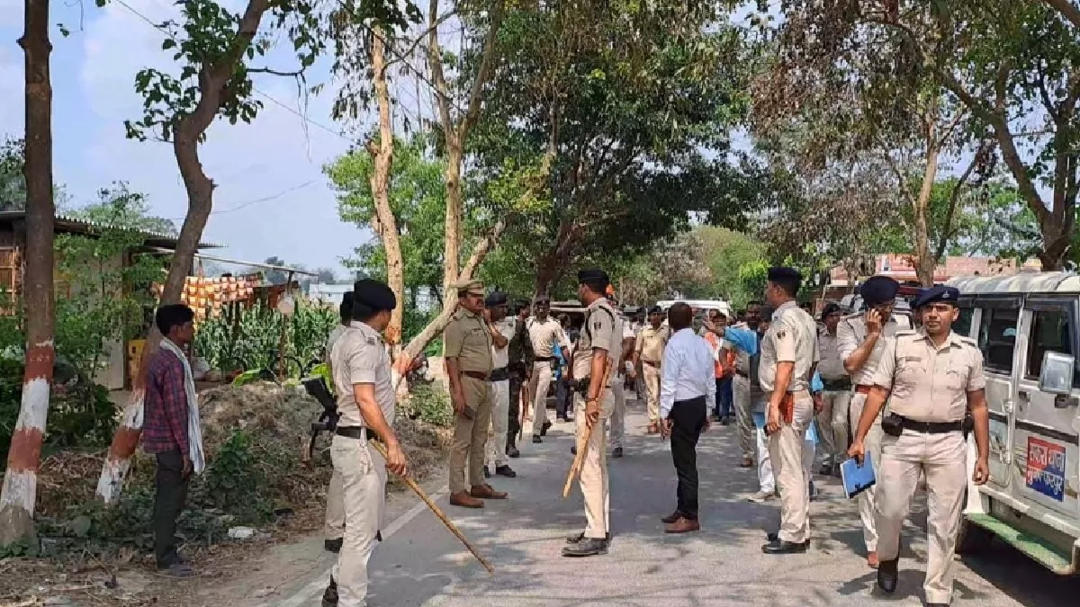 घटना के बाद रामपुर बखरी में कैंप कर रही पुलिस