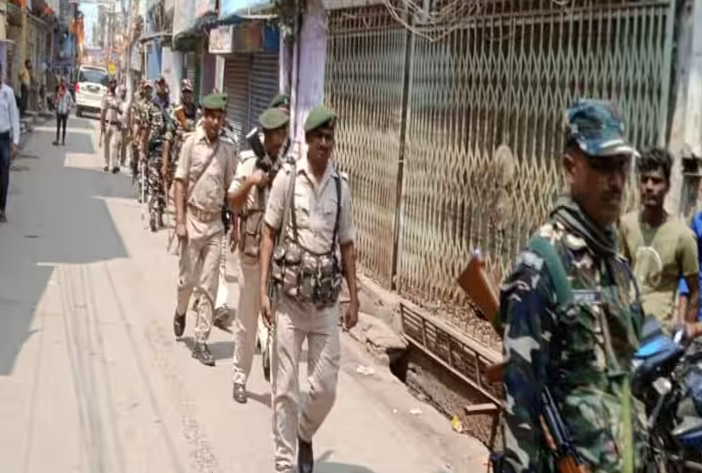 Bihar News: मुजफ्फरपुर में दो गुटों में हुई थी हिंसक झड़प, भारी संख्या में पुलिस बल कर रही है कैंप
